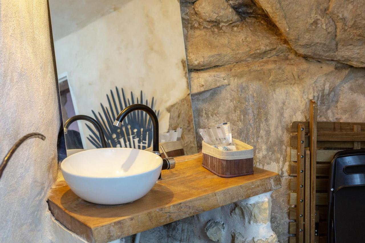 Fortress Jacuzzi Suites 사티바 외부 사진