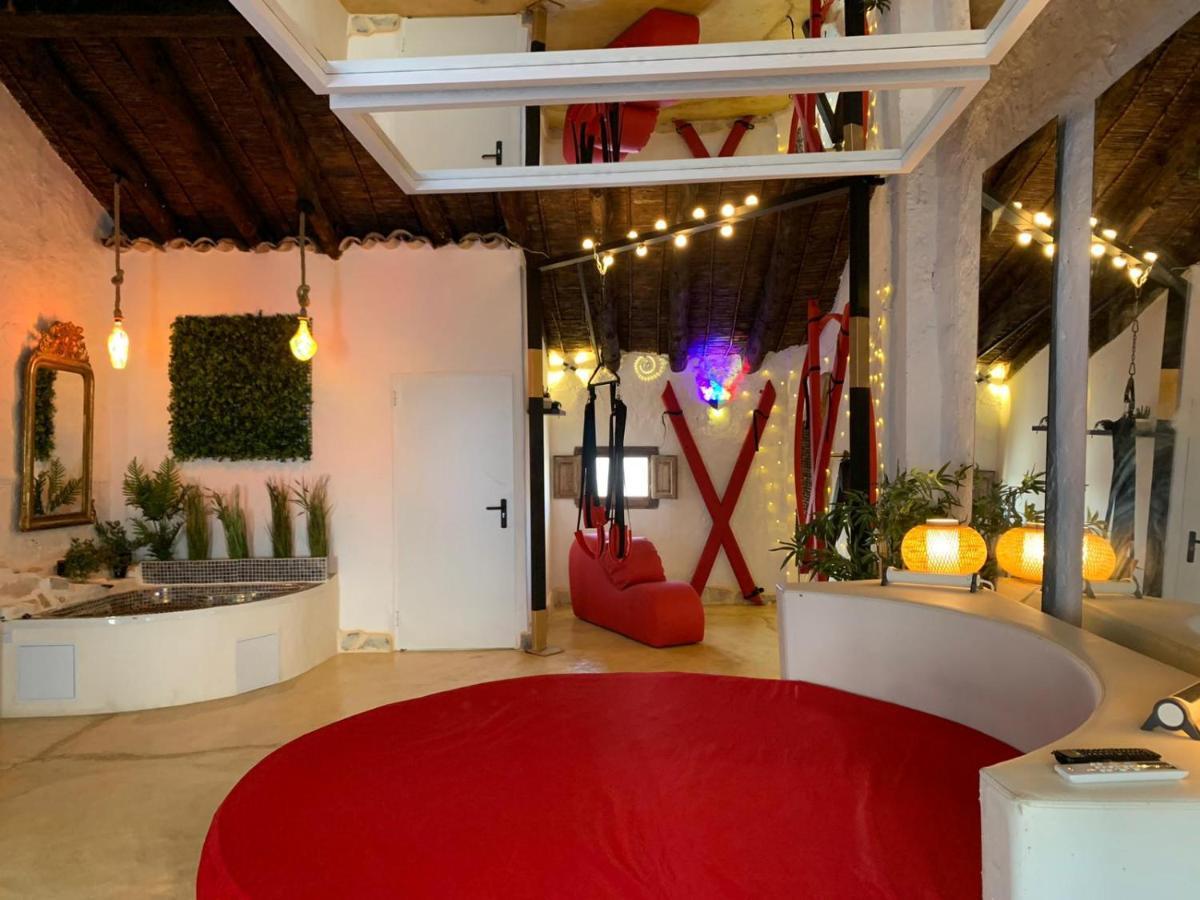 Fortress Jacuzzi Suites 사티바 외부 사진